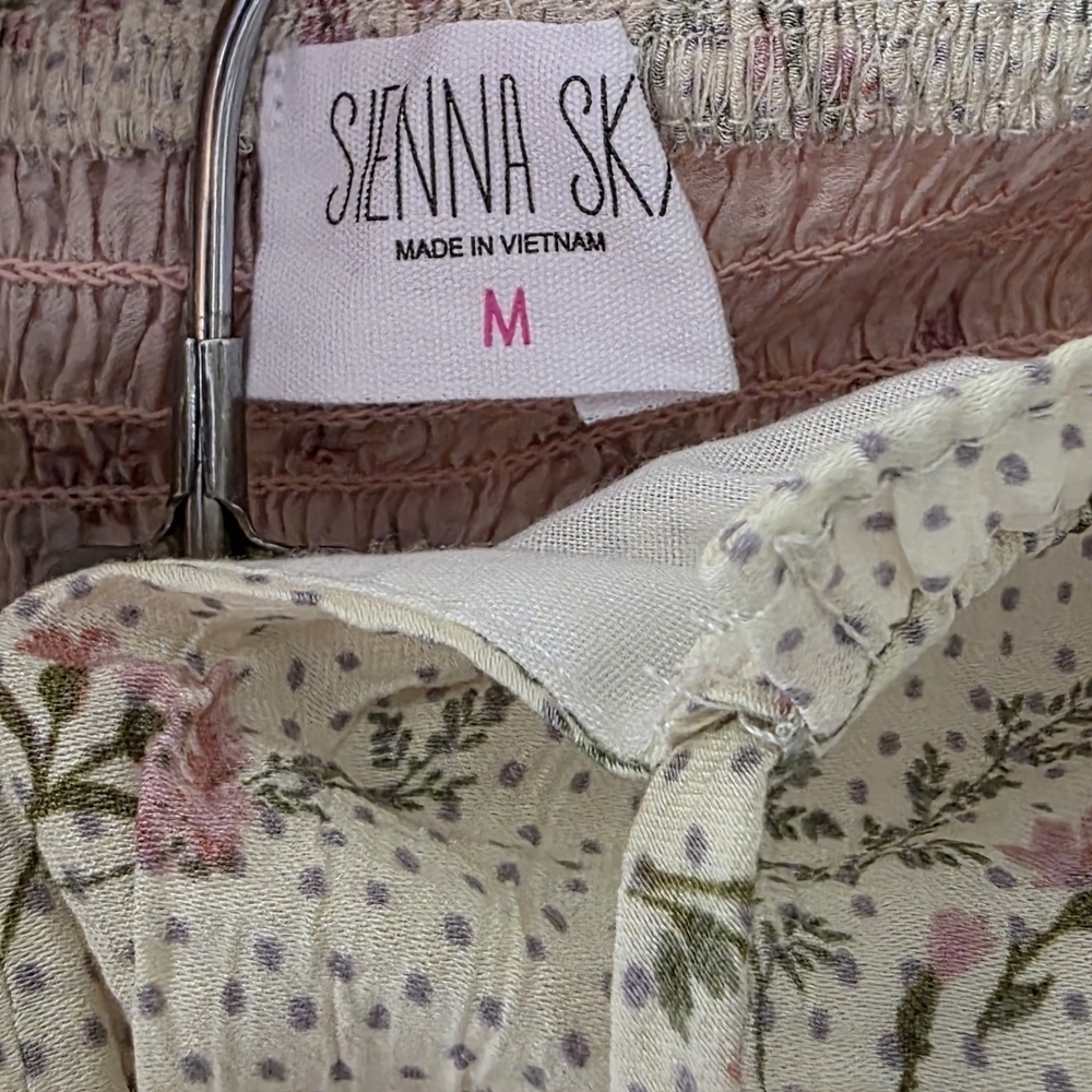 Sienna Sky Floral Casual Skirt in Pink and Cream - Picture 3 of 5
